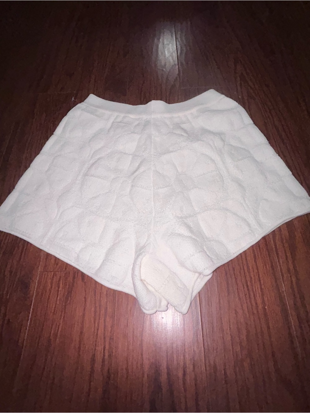 Roller Rabbit Cream Cozy knit shorts - Picture 2 of 4